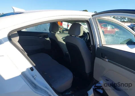 2017 Hyundai Elantra Se z USA, uszkodzony, nr VIN 5NPD84LF7HH006779